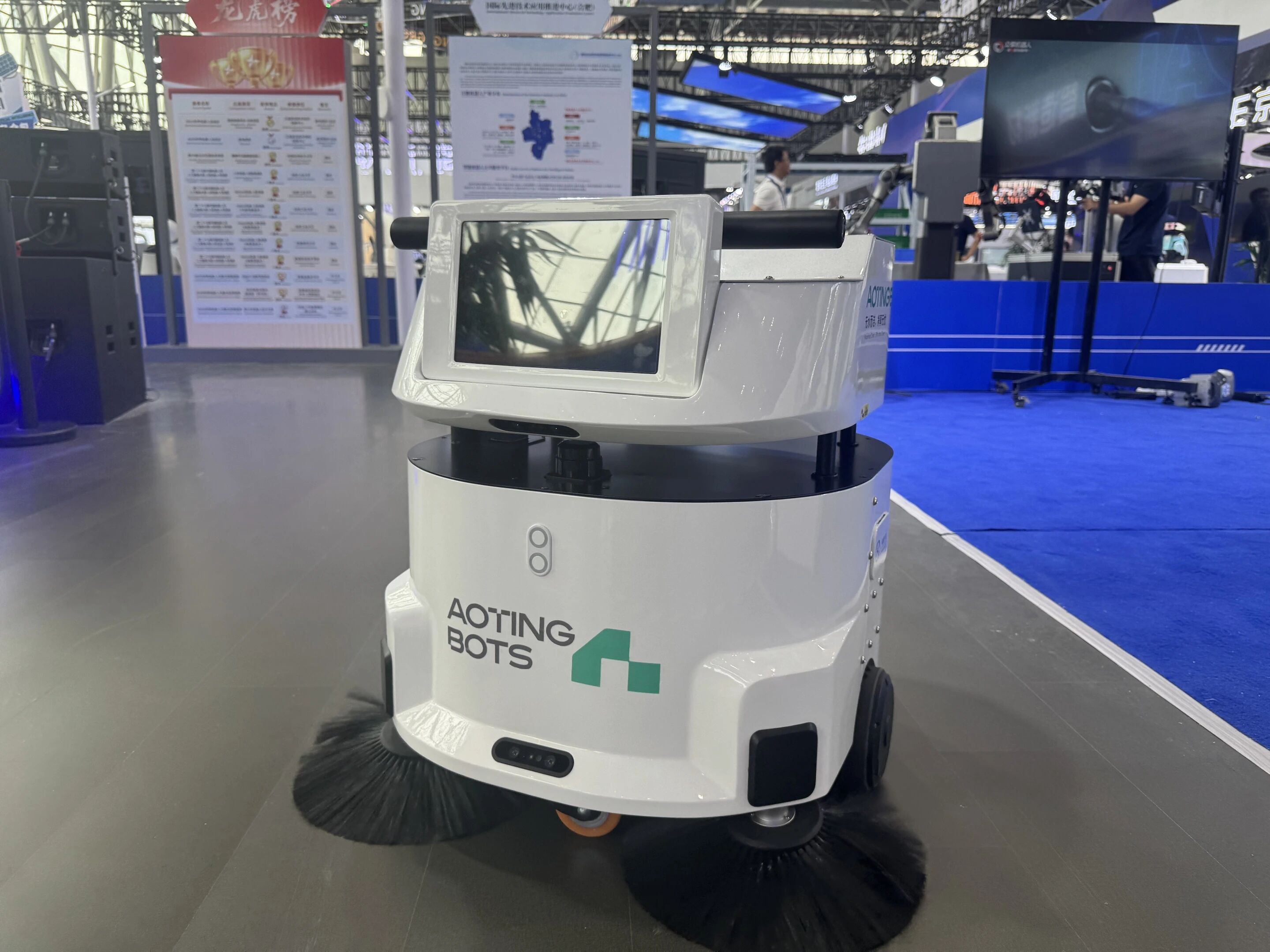 1762861288547360.jpg 微信图片_2025-11-11_193613_613.jpg